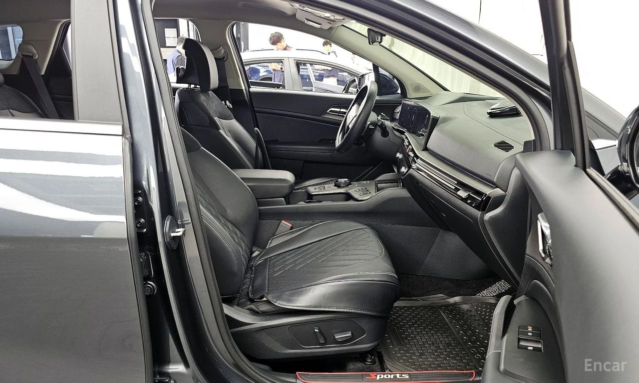 Kia Stinger 1.6T* SIGNATURE* HEAD-UP* DISTRONIC* 360 КАМЕРИ, снимка 8 - Автомобили и джипове - 54852563