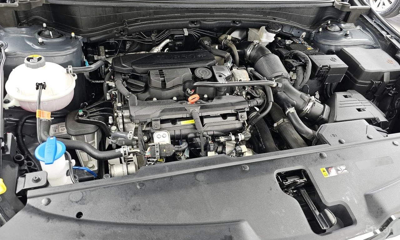 Kia Stinger 1.6T* SIGNATURE* HEAD-UP* DISTRONIC* 360 КАМЕРИ, снимка 6 - Автомобили и джипове - 54852563