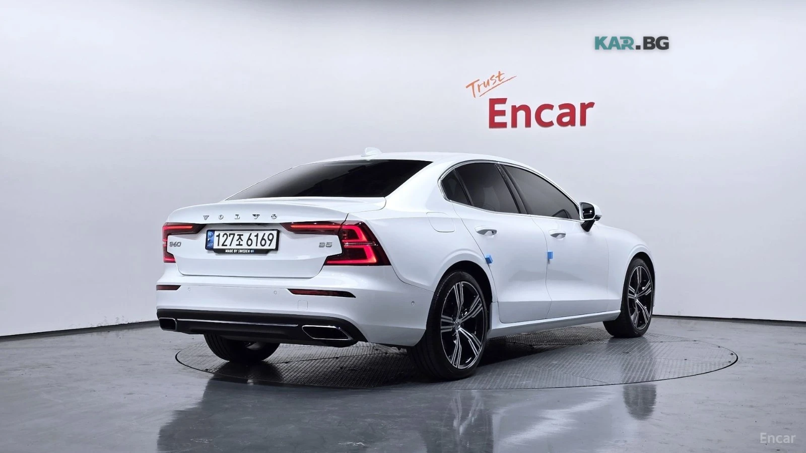 Volvo S60 B5* INSCRIPTION* ПОДГРЕВ* ОБДУХВАНЕ* ПАНОРАМА* B&W, снимка 2 - Автомобили и джипове - 54916948