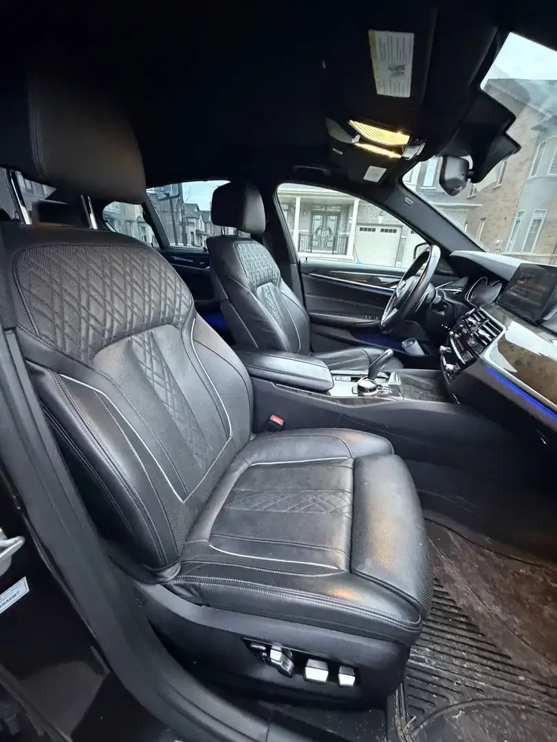 BMW 540 * xDrive* M* Обдух* Масаж* Дистроник* Амбиент* Диг, снимка 5 - Автомобили и джипове - 54930329