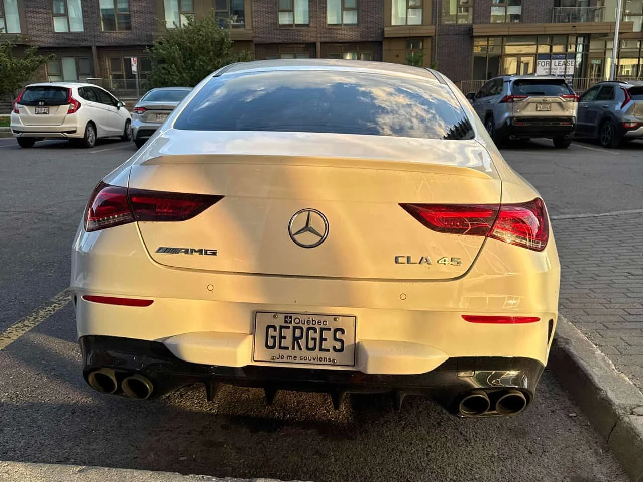 Mercedes-Benz CLA 45 AMG 4MATIC * ДИСТРОНИК* 360 КАМЕРА* ПАНОРАМА* , снимка 5 - Автомобили и джипове - 54997859