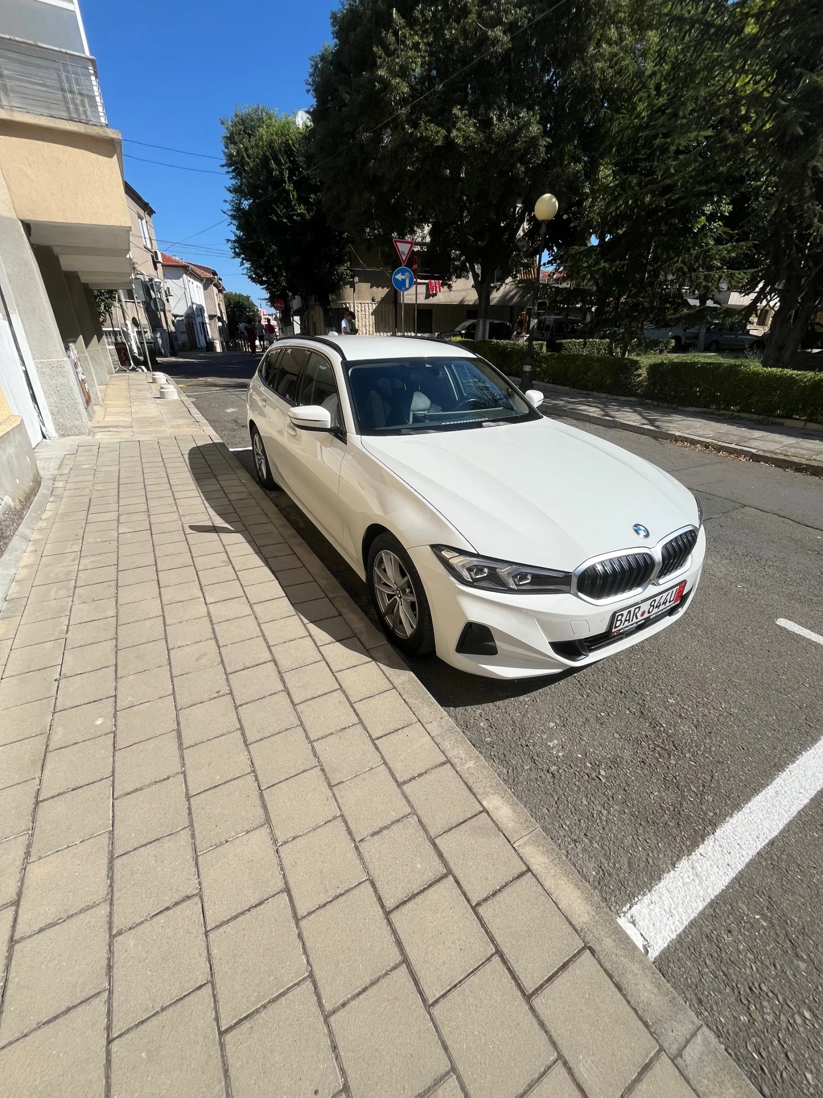 BMW 318, снимка 8 - Автомобили и джипове - 55492773