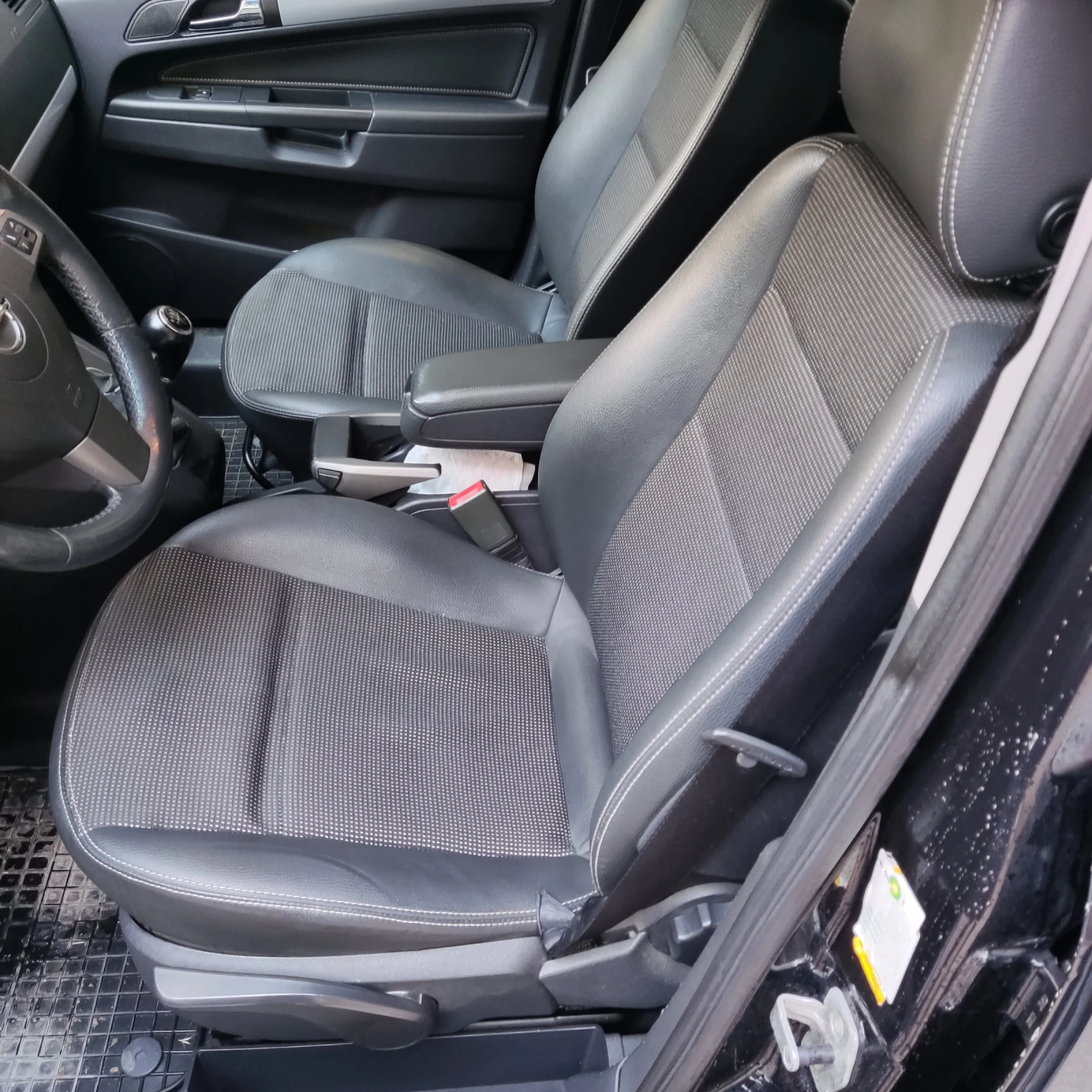 Opel Zafira, снимка 4 - Автомобили и джипове - 55533589