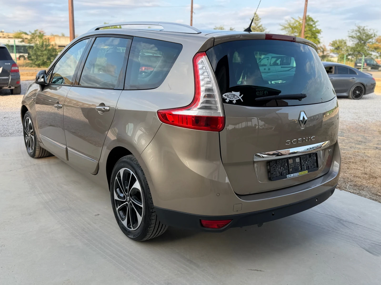 Renault Scenic 132 к.с * 4 цилиндъра, снимка 5 - Автомобили и джипове - 55667060