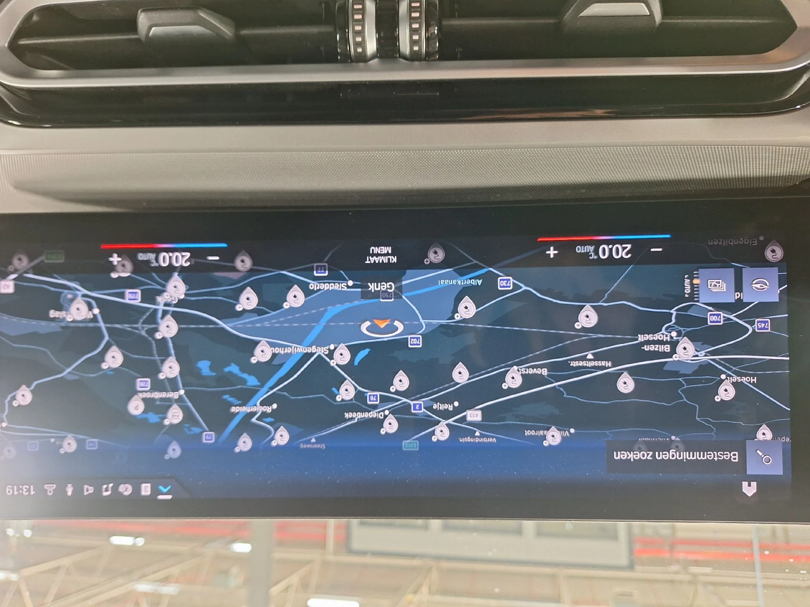 BMW 320 Reeks Touring Navi LED Leather , снимка 14 - Автомобили и джипове - 56205979