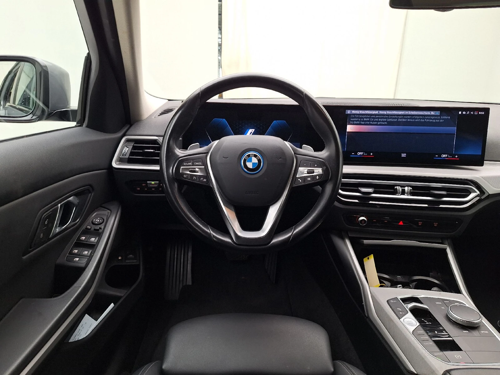BMW 320 Reeks Touring Navi LED Leather , снимка 9 - Автомобили и джипове - 56205979