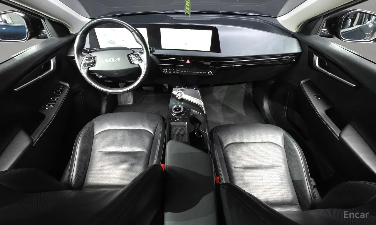 Kia EV6 Air 4WD, снимка 7 - Автомобили и джипове - 56411357