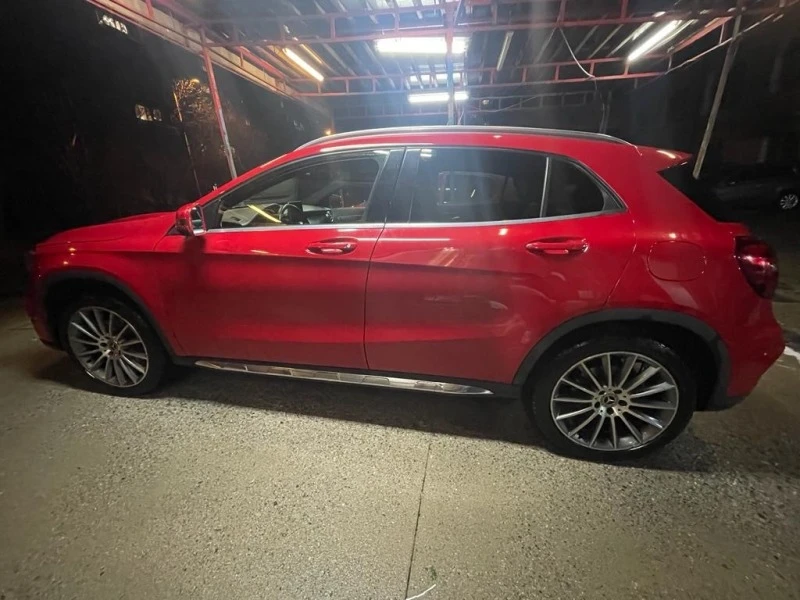 Mercedes-Benz GLA 250 AMG, снимка 11 - Автомобили и джипове - 47286134