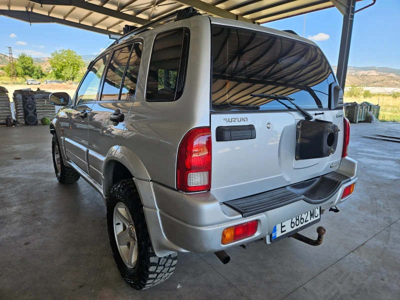 Suzuki Grand vitara 2.0, снимка 4 - Автомобили и джипове - 47436831