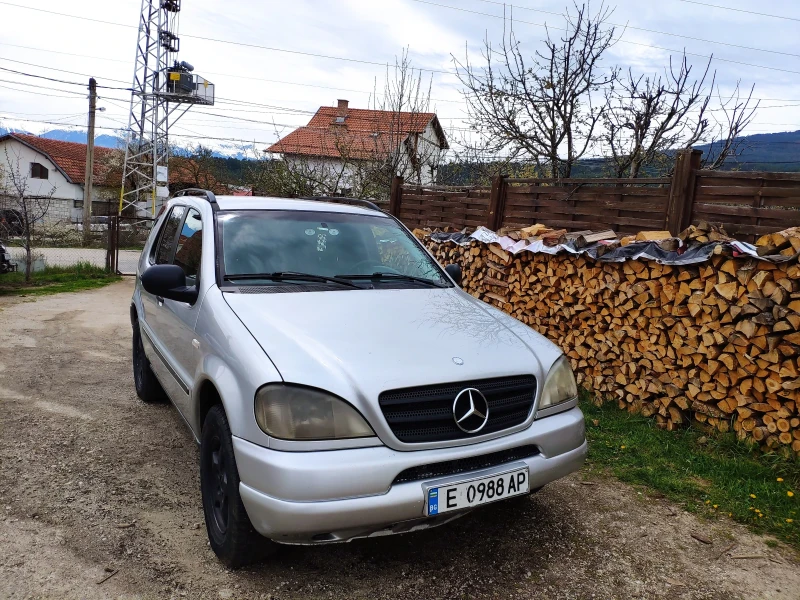 Mercedes-Benz ML 230, снимка 5 - Автомобили и джипове - 47413394