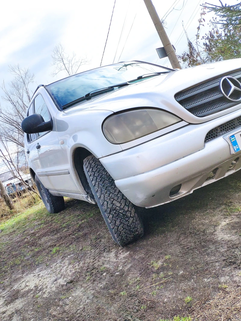 Mercedes-Benz ML 230, снимка 11 - Автомобили и джипове - 47413394