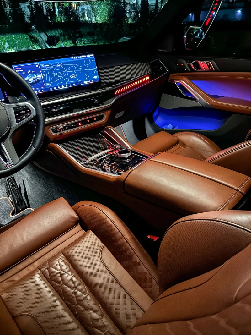 BMW X6 M60i M-SPORT PRO H&K PANO-SKY CARBON, снимка 14 - Автомобили и джипове - 52568147