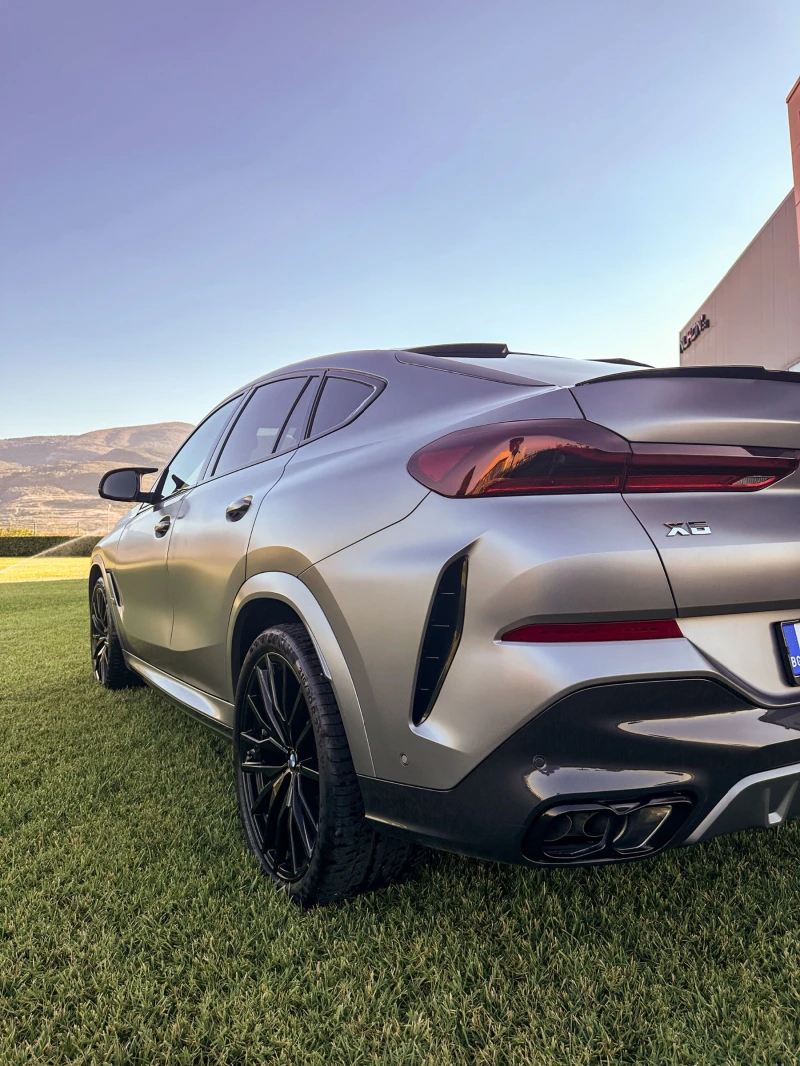BMW X6 M60i M-SPORT PRO H&K PANO-SKY CARBON, снимка 6 - Автомобили и джипове - 52568147