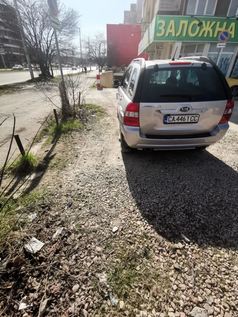 Kia Sportage, снимка 5 - Автомобили и джипове - 51848335