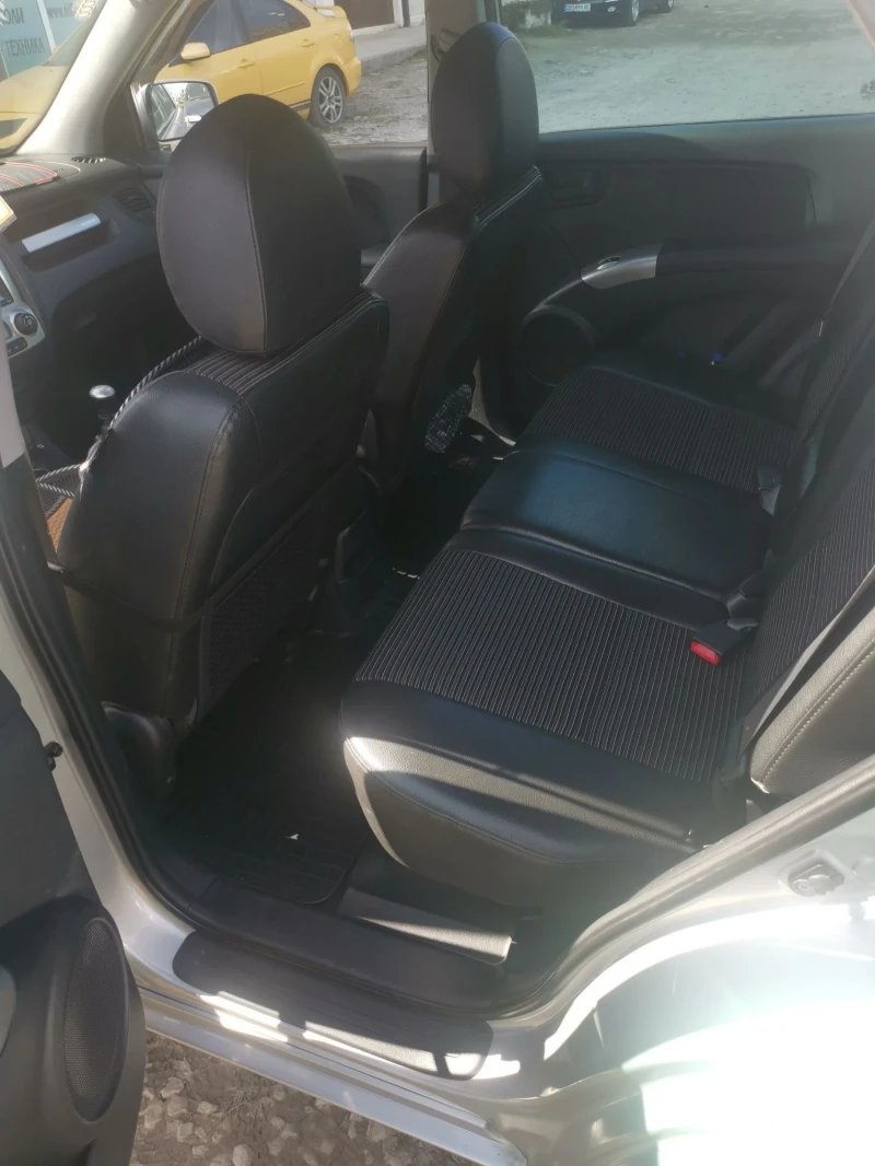 Kia Sportage, снимка 10 - Автомобили и джипове - 51848335