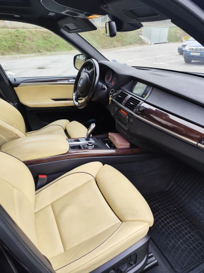 BMW X5 4.0 D 2013, снимка 13 - Автомобили и джипове - 52561783