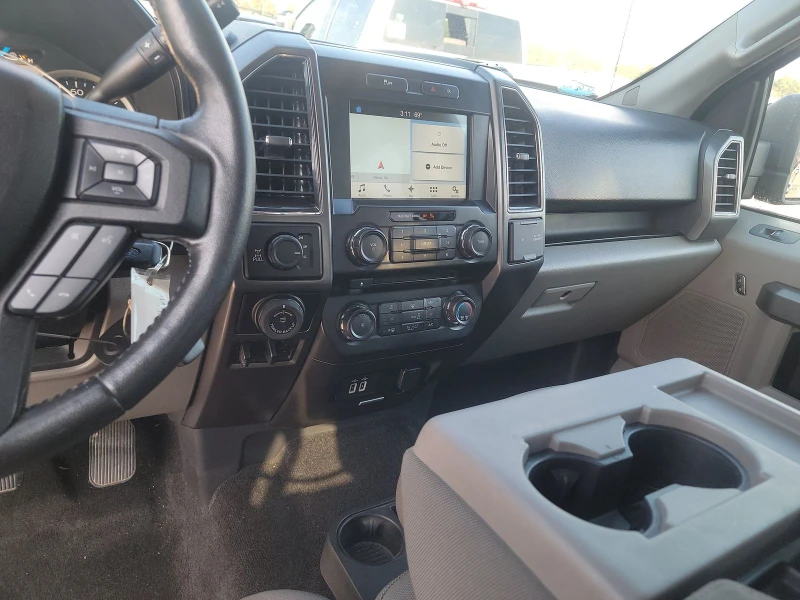 Ford F150 XLT* Crew Cab, снимка 9 - Автомобили и джипове - 53008893