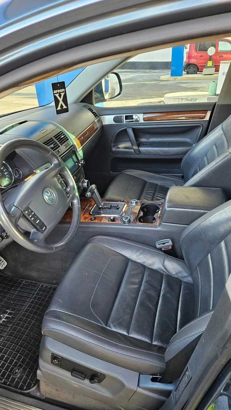 VW Touareg V10, снимка 8 - Автомобили и джипове - 53047386