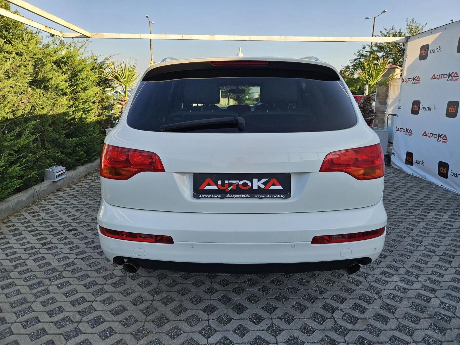 Audi Q7 3.0TDI-233кс= 7МЕСТА= 4X4= ПАНОРАМА= BOSE= KEYLESS - изображение 4
