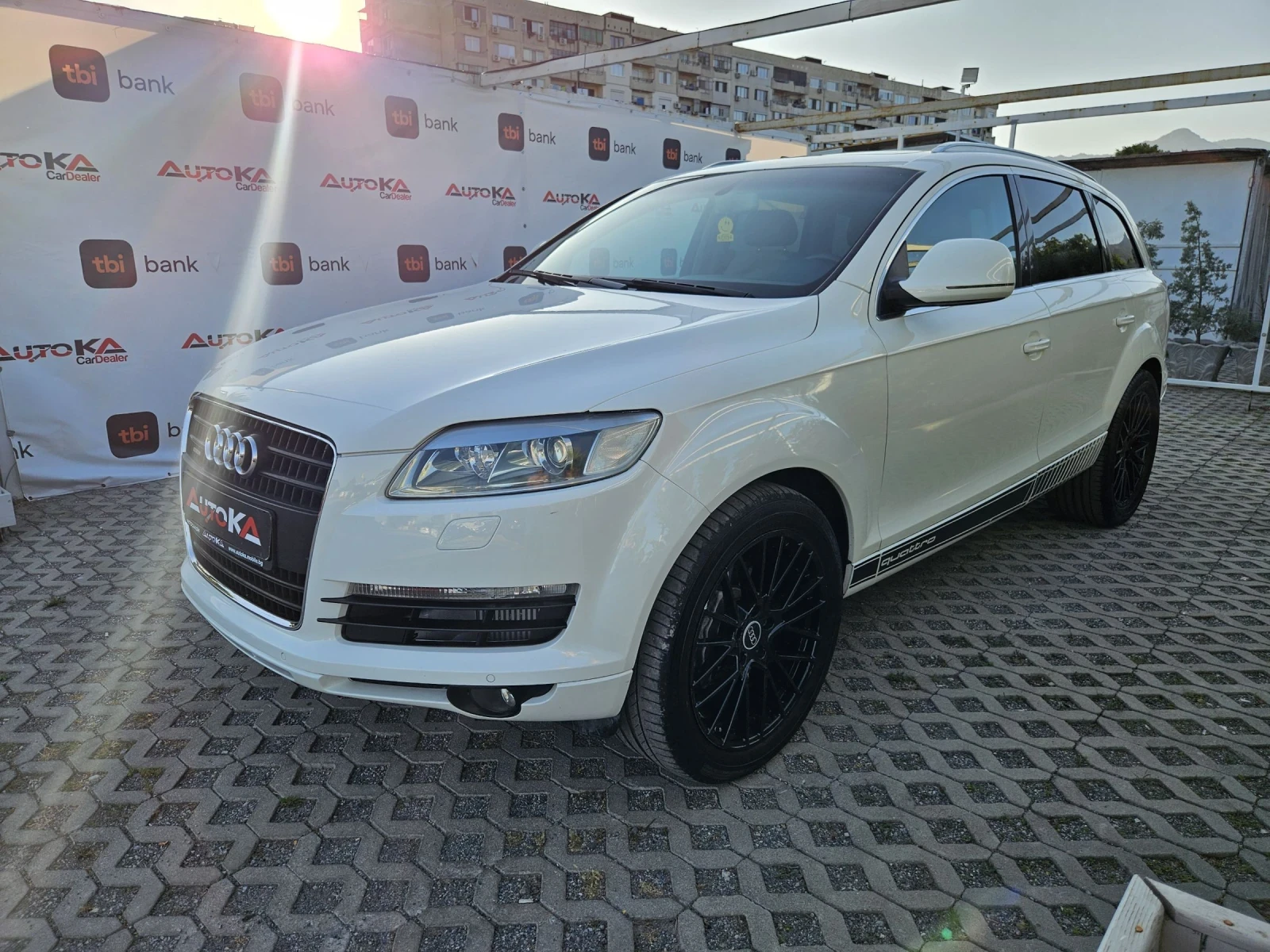 Audi Q7 3.0TDI-233кс= 7МЕСТА= 4X4= ПАНОРАМА= BOSE= KEYLESS - изображение 6