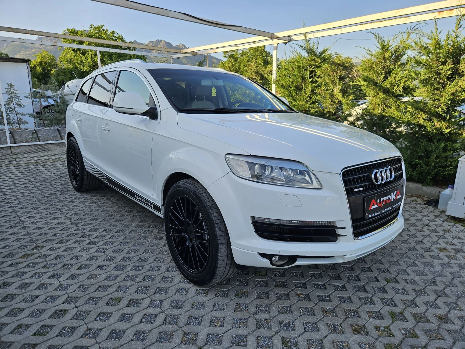 Audi Q7 3.0TDI-233кс= 7МЕСТА= 4X4= ПАНОРАМА= BOSE= KEYLESS - изображение 2
