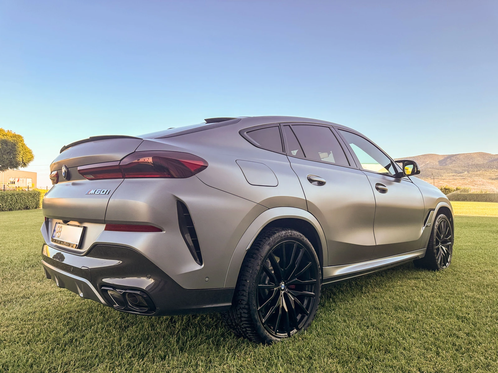 BMW X6 M60i M-SPORT PRO H&K PANO-SKY CARBON - изображение 4