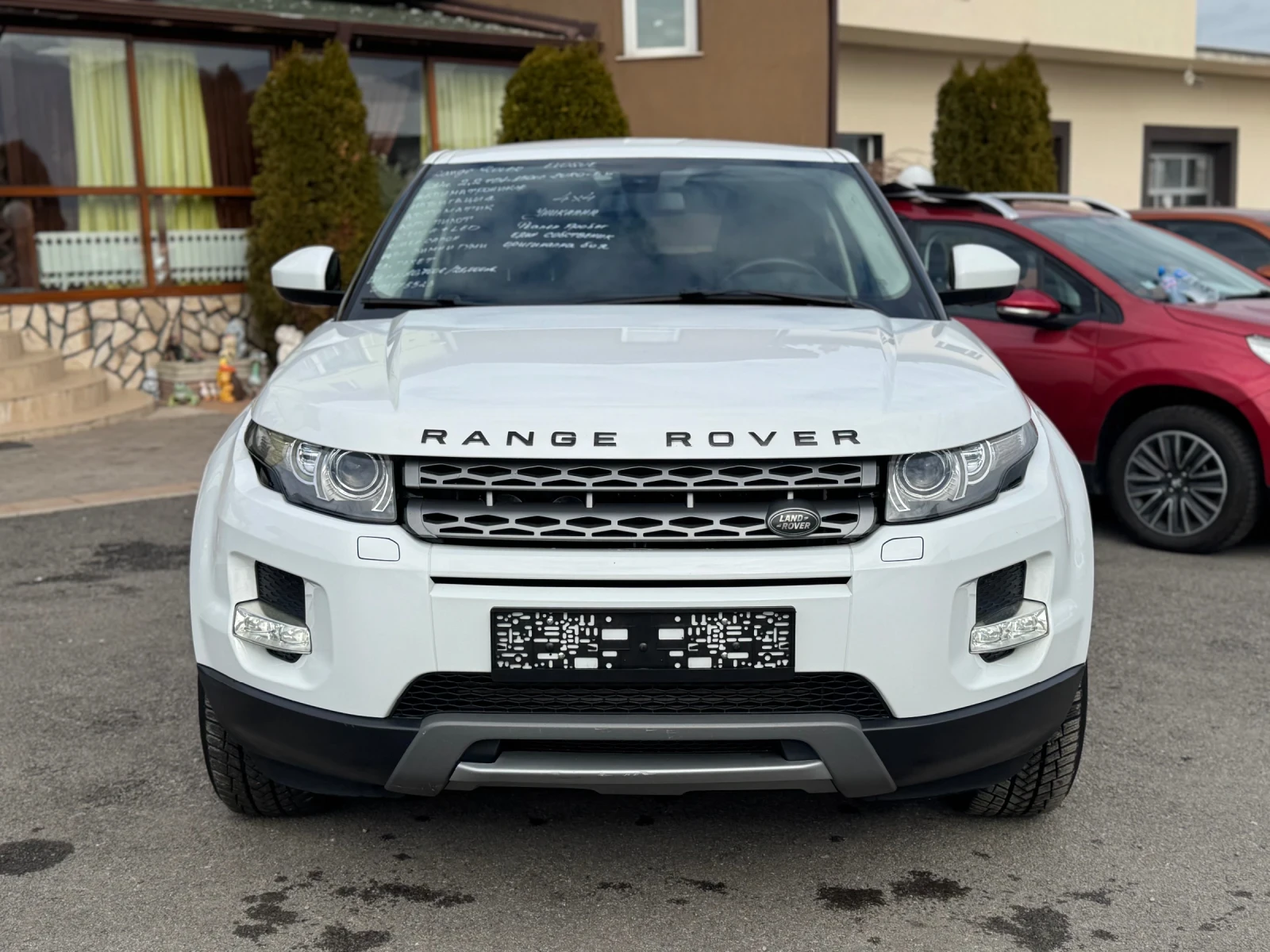 Land Rover Range Rover Evoque 2.2TD4 УНИКАЛНА - изображение 2