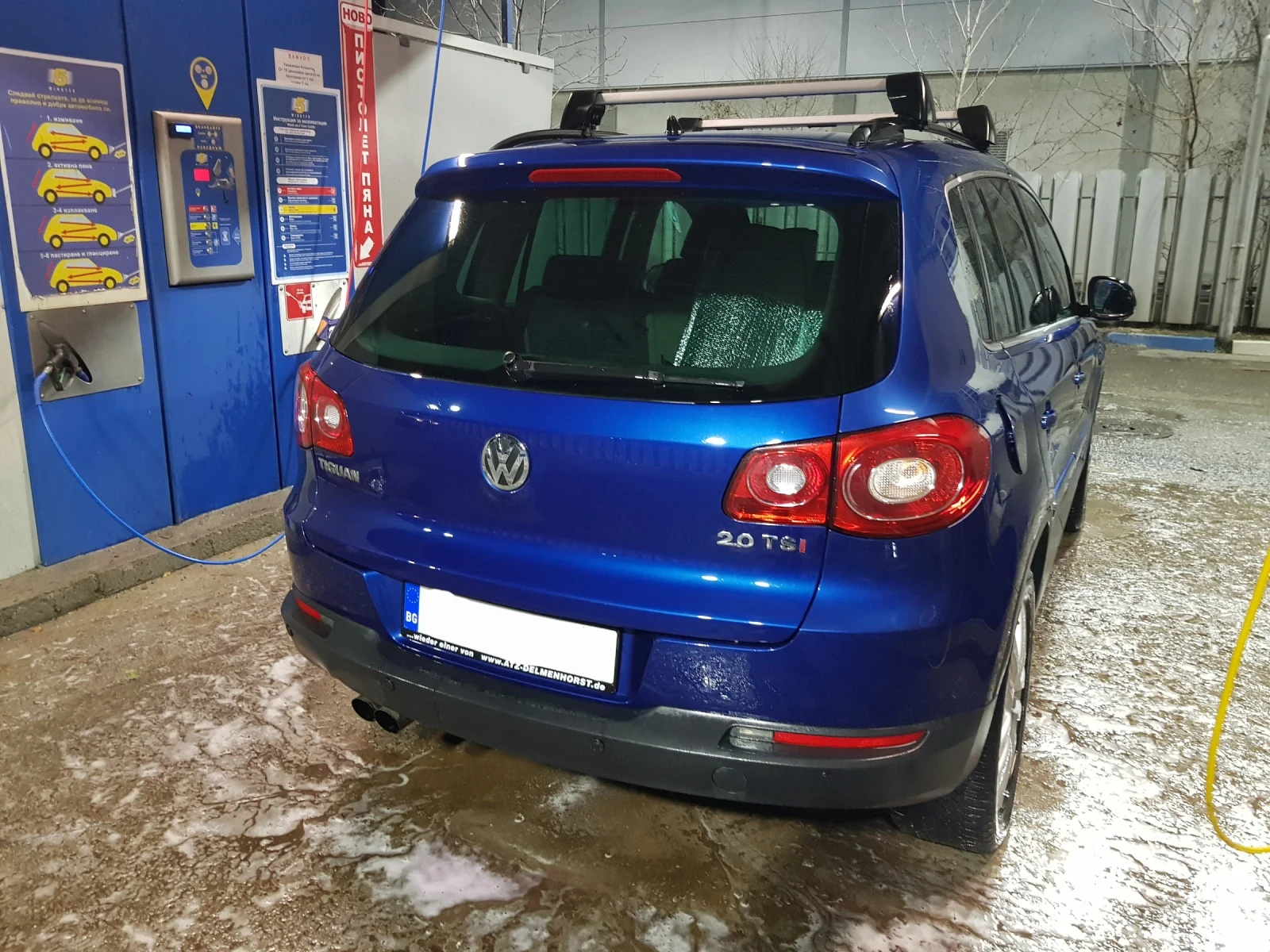 VW Tiguan 2.0 TSI Truck & Field / Offroad 4x4, снимка 4 - Автомобили и джипове - 53843501