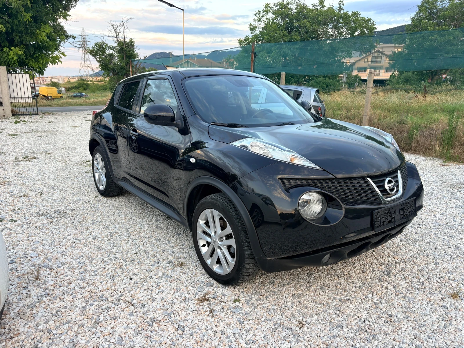 Nissan Juke 1.6 TEKNA KEYLESS GO 78000 км