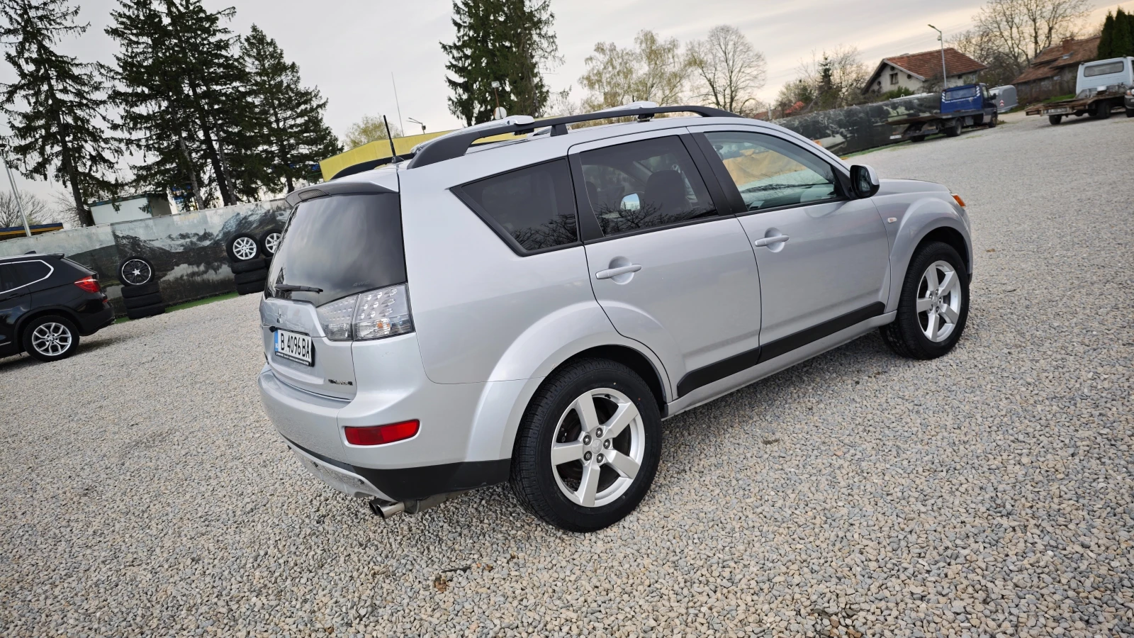 Mitsubishi Outlander НОВИ ГУМИDOT1725/БЪРЗИ-БАВНИ/NAV/ВС.ПЛАТЕНО/ОБСЛУЖ, снимка 9 - Автомобили и джипове - 54127161