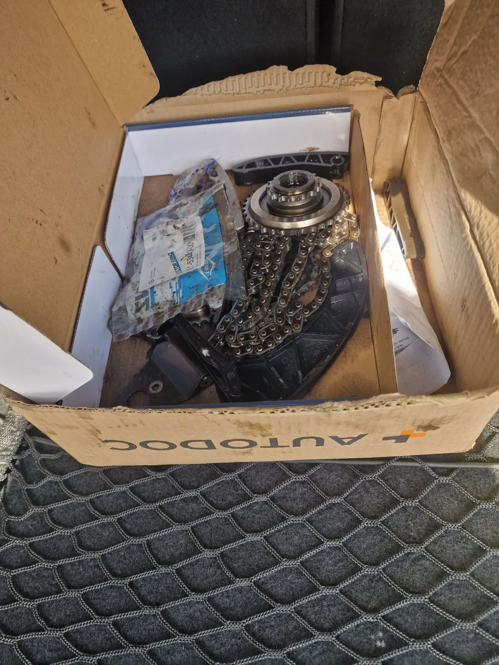 Kia Sportage 1.7-OBSLUJENA, снимка 16 - Автомобили и джипове - 54228062