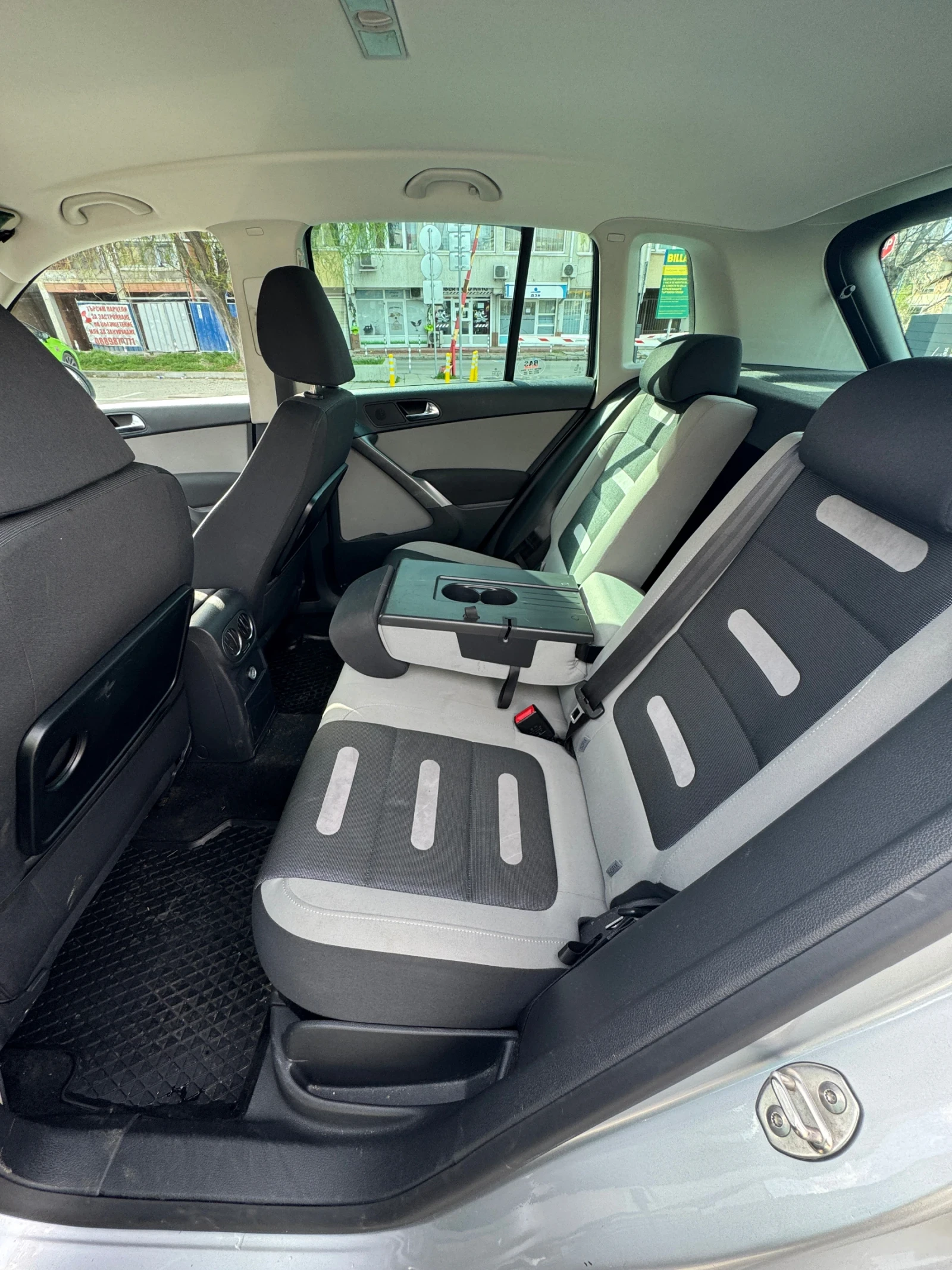 VW Tiguan 2.0 TSI 4motion, снимка 12 - Автомобили и джипове - 54291800