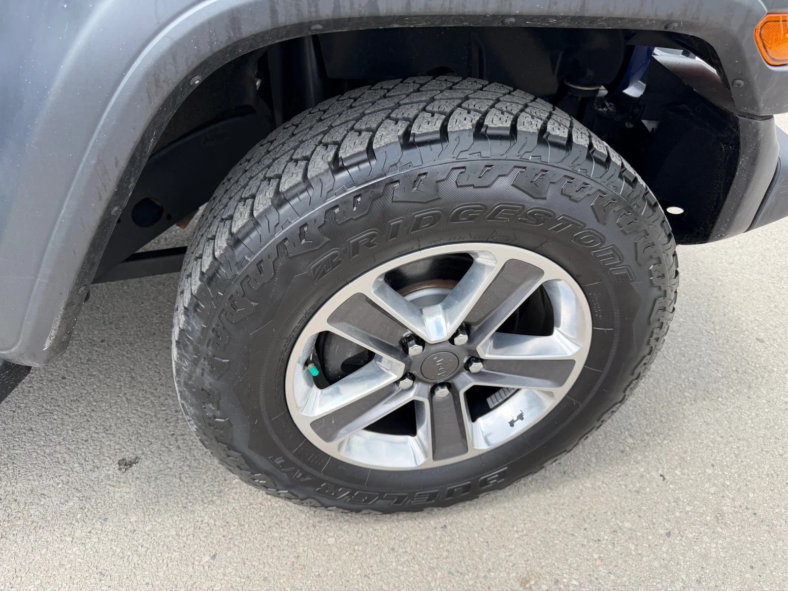 Jeep Wrangler 3.6 V6 Sport, снимка 17 - Автомобили и джипове - 54650664