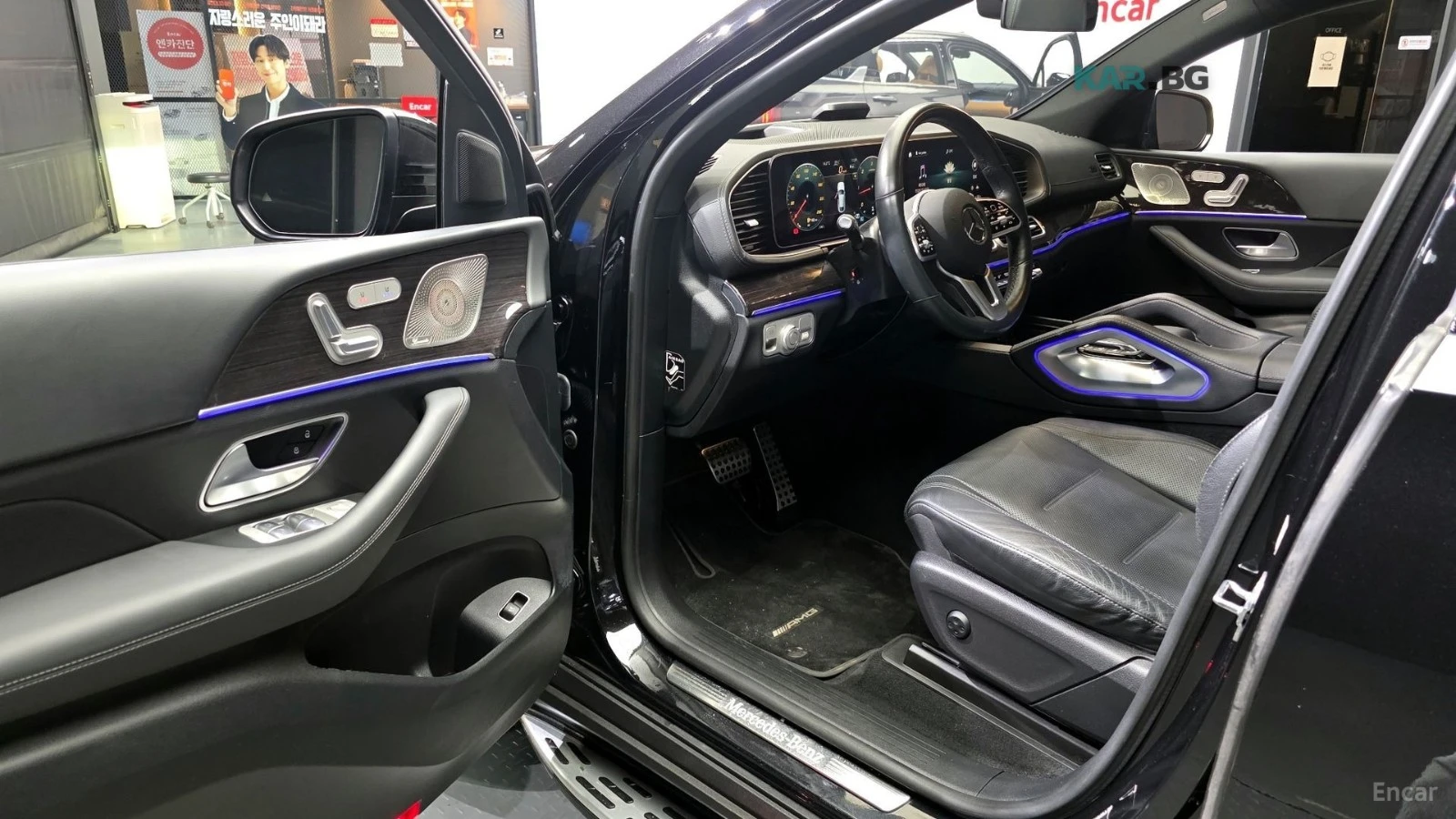 Mercedes-Benz GLE 400 D AMG-Line COUPE Автокредит Цена до България, снимка 5 - Автомобили и джипове - 55189651