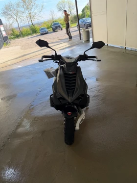 ����� �� �������� �� Italjet Dragster 300