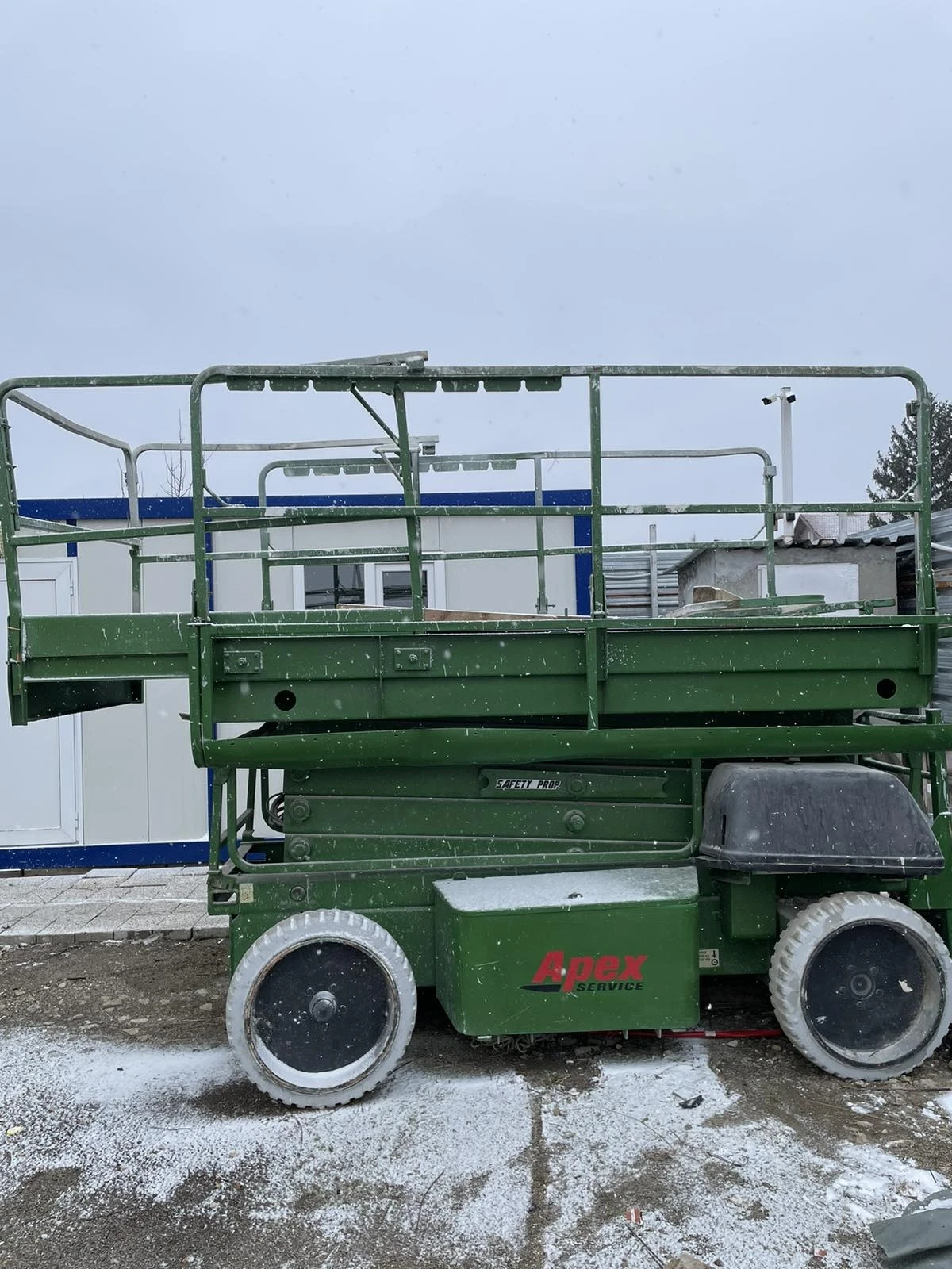 Платформи Друга FL179 JLG 3369E, снимка 1