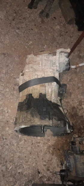 Продавам ръчна шестепенна скоростна кутия за Ланд Ровер Дефендер. 2.2 2013г., снимка 1