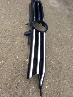 ОРИГИНАЛНА РЕШЕТКА ЗА VW TOURAN 3 след 2015г....5TA853653B...., снимка 3