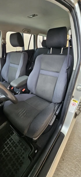 Toyota Corolla * 2.0* D4D* ТОП ОФЕРТА !, снимка 9