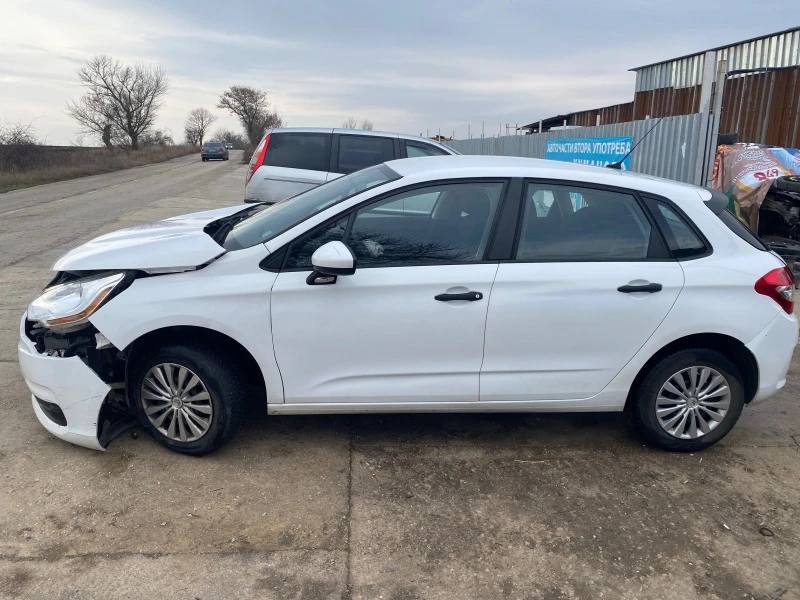 Citroen C4 1.6 Blue HDI, снимка 3 - Автомобили и джипове - 39259691