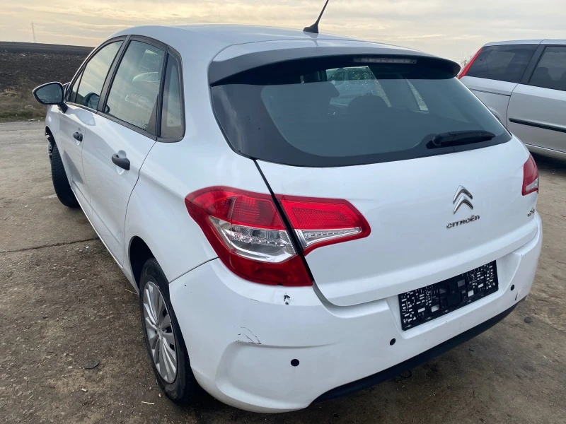 Citroen C4 1.6 Blue HDI, снимка 6 - Автомобили и джипове - 39259691