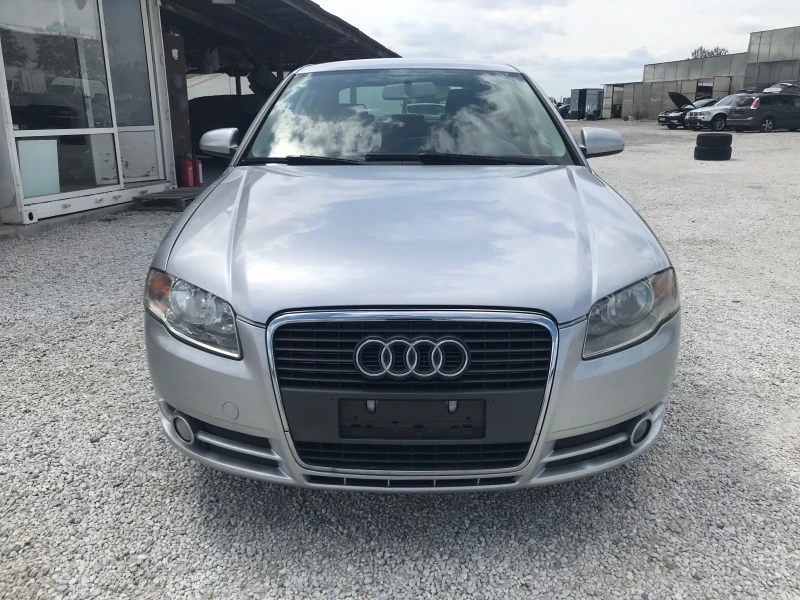 Audi A4 2.0TDI, снимка 1 - Автомобили и джипове - 40667367