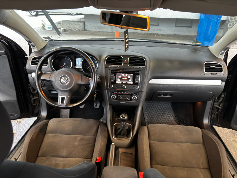 VW Golf, снимка 6 - Автомобили и джипове - 46449912