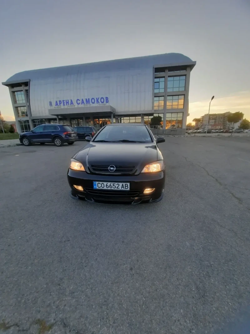 Opel Astra 1.8 , снимка 1 - Автомобили и джипове - 47581221