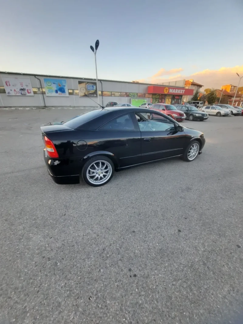 Opel Astra 1.8 , снимка 5 - Автомобили и джипове - 47581221