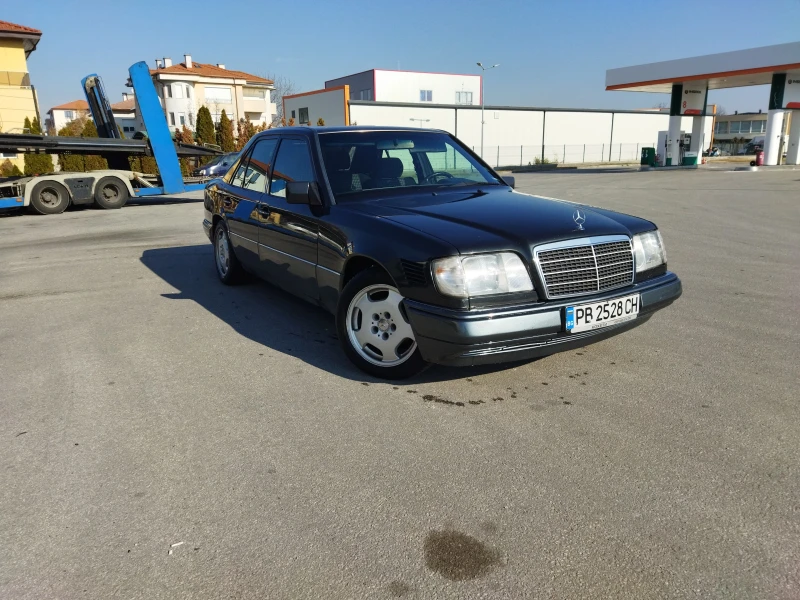 Mercedes-Benz E 300 D, снимка 2 - Автомобили и джипове - 48400280