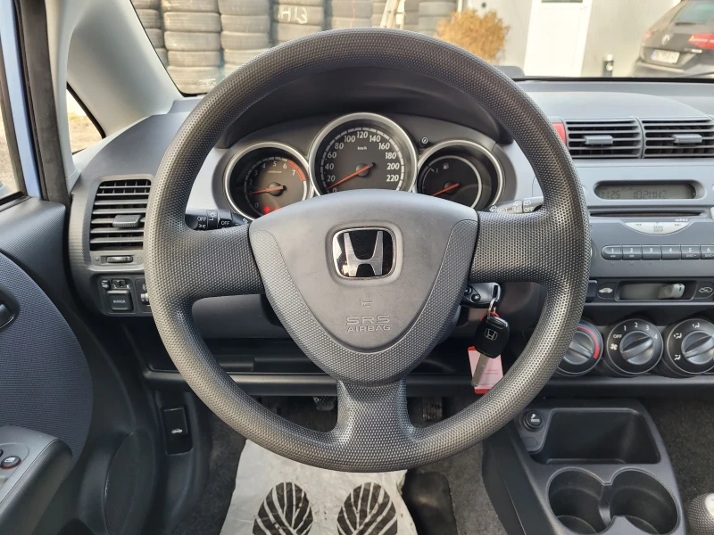 Honda Jazz 1.4 i, снимка 12 - Автомобили и джипове - 48601573