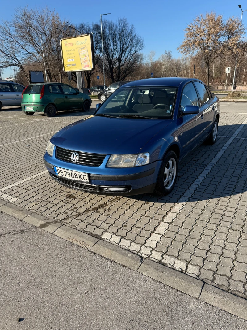 VW Passat, снимка 1 - Автомобили и джипове - 48750328