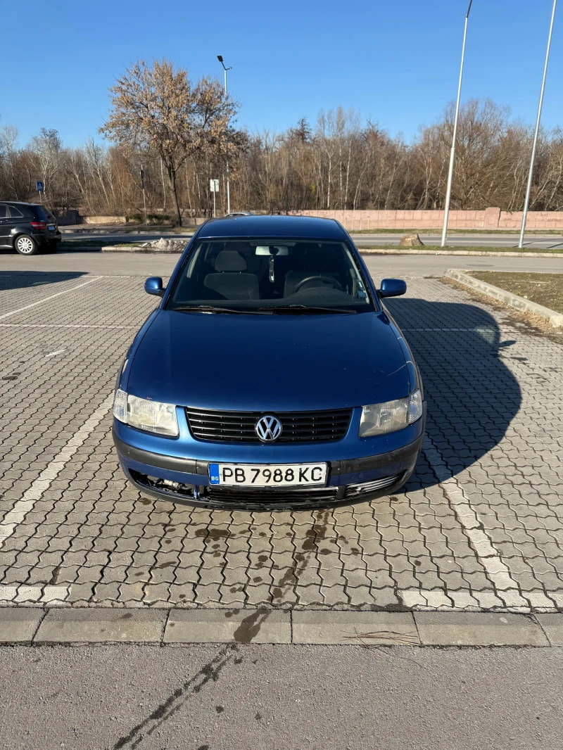 VW Passat, снимка 2 - Автомобили и джипове - 48750328