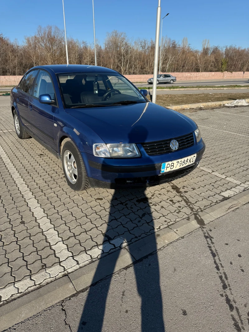 VW Passat, снимка 3 - Автомобили и джипове - 48750328